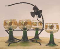 6 Wine Goblets with Wine Rack