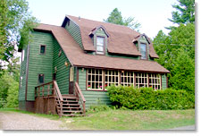 ADIRONDACK LODGING, NEW YORK ACCOMMODATION